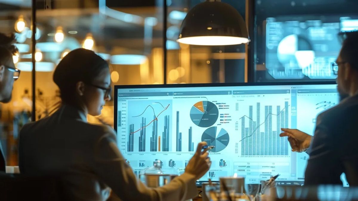 Knowledge Management Software vs Traditional Filing Systems: Which Is Right for Your Business